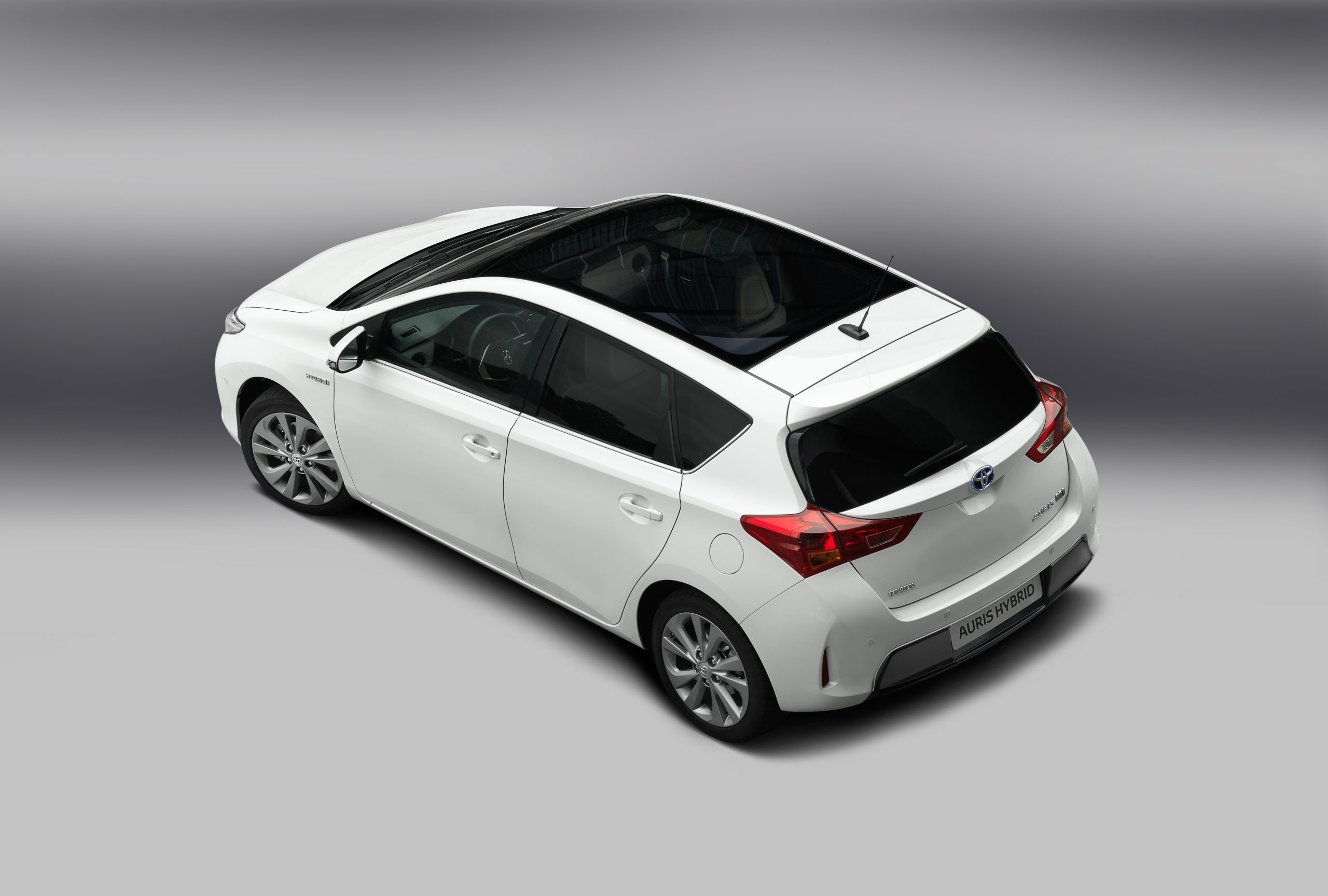 Toyota_Auris_019
